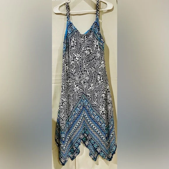 Women’s Cato Handkerchief Sundress w/ Attached Slip - Picture 6 of 10